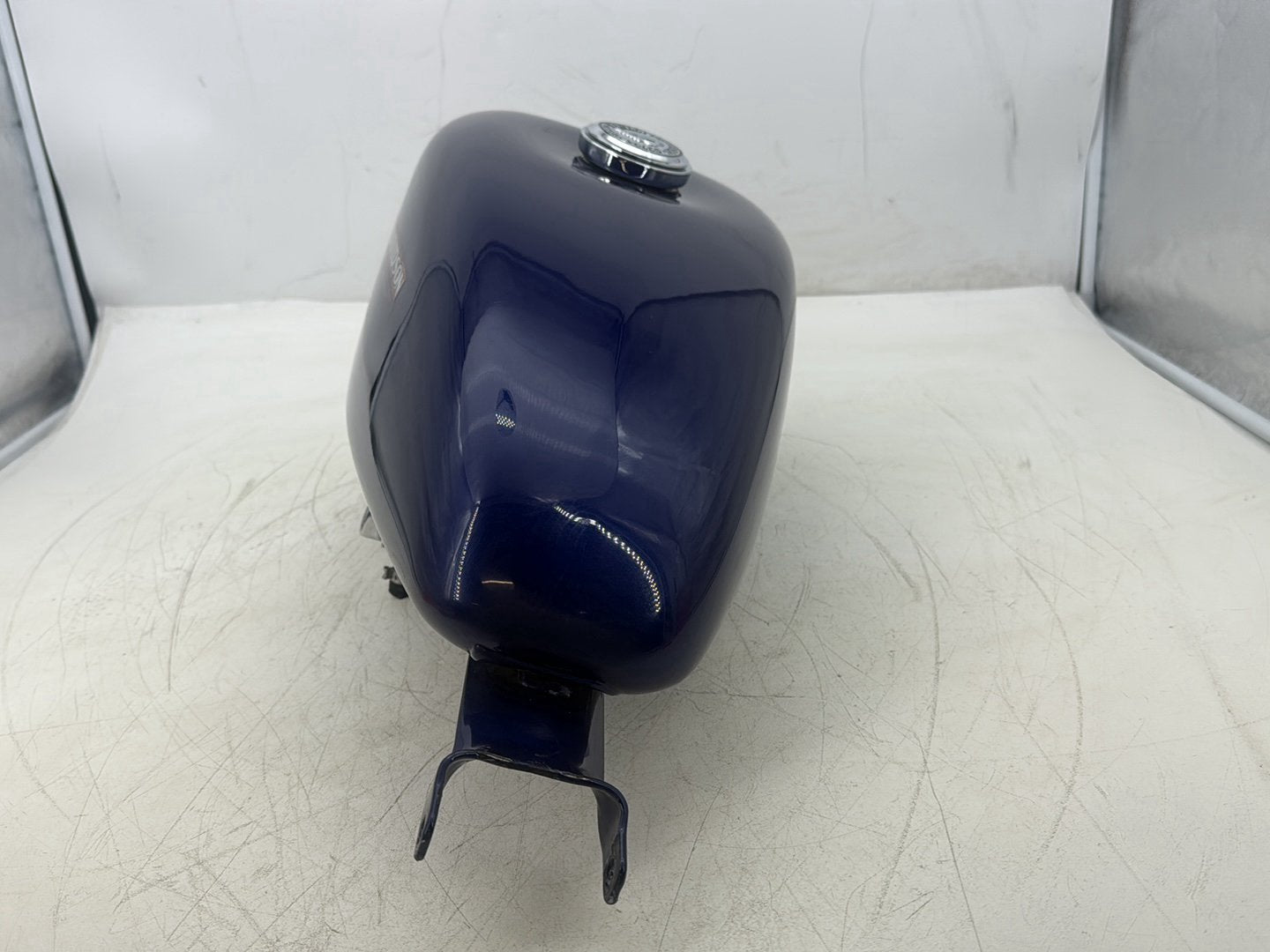 2006 Harley Sportster XL883L 883 Low Fuel Gas Tank Gasoline Reservoir 44080-08B