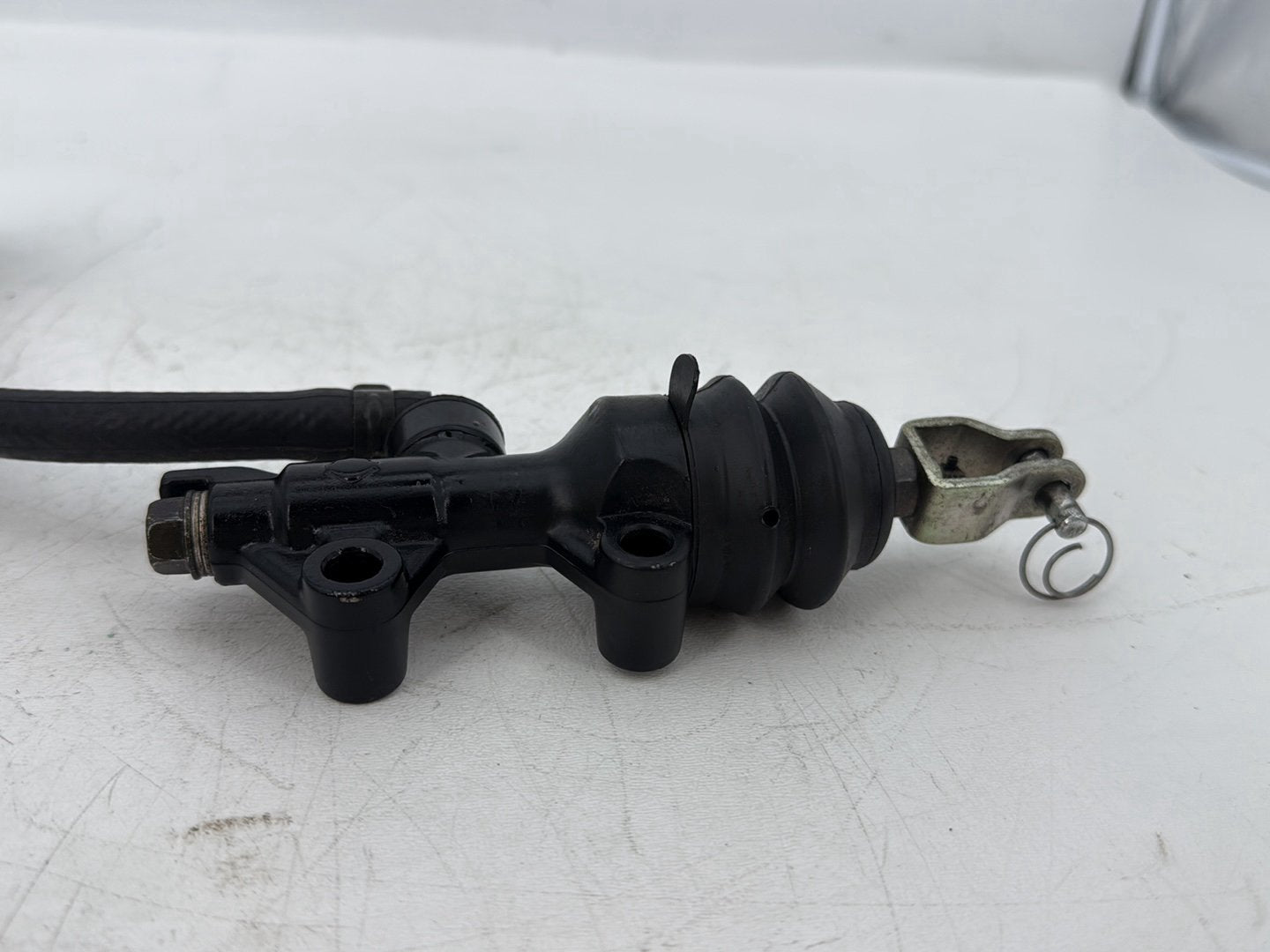 2006 Harley Sportster XL883C 883 Custom OEM Rear Brake Master Cylinder Bottle Brake Line