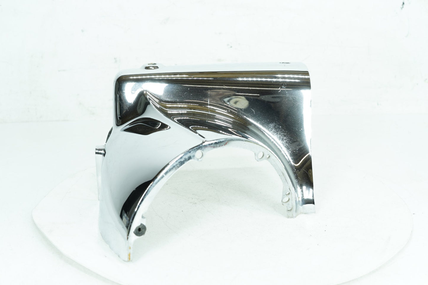 1999 - 2006 Harley-Davidson Touring Road King Classic Left Headlamp 1 Nacelle Cover Cowl  	67682-94
