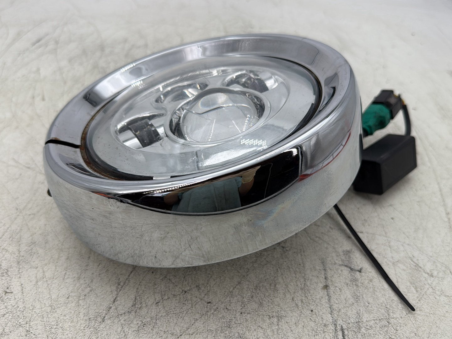 2007 Harley Touring FLHTC Electra Glide Classic OEM Headlight Headlamp Head Lamp Light LED