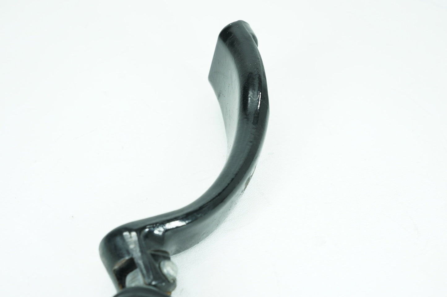 2004 - 2010 Harley-Davidson Sportster Low Right Foot Rest Support Bracket Peg 42652-04