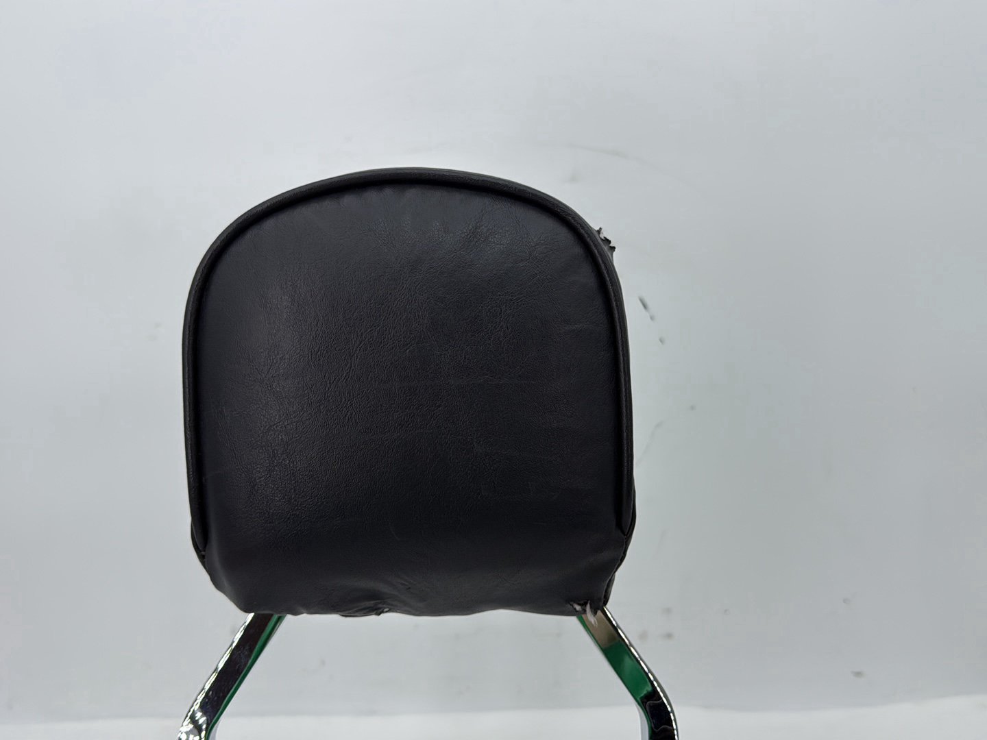 2004 - 2013 Harley-Davidson Sportster 1200 Custom Rear Sissy Bar w/ Backrest Cushion Pad 51146-10A