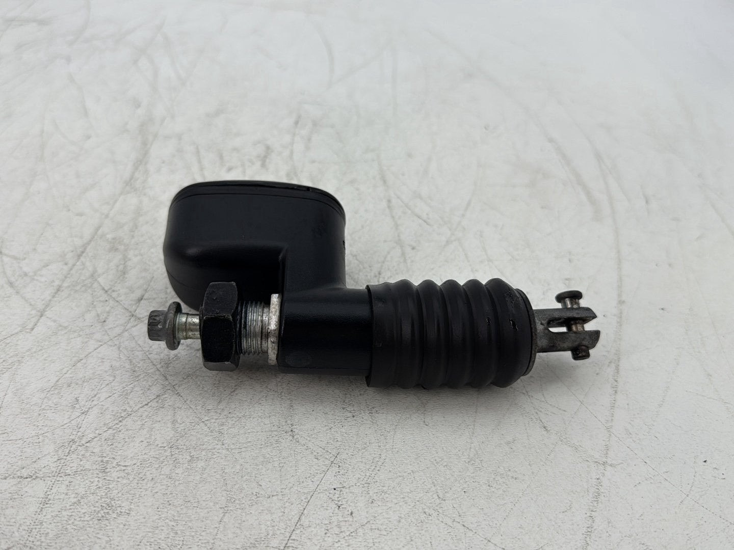 2000 Harley Touring Electra Glide Ultra OEM Rear Brake Master Cylinder Reservoir