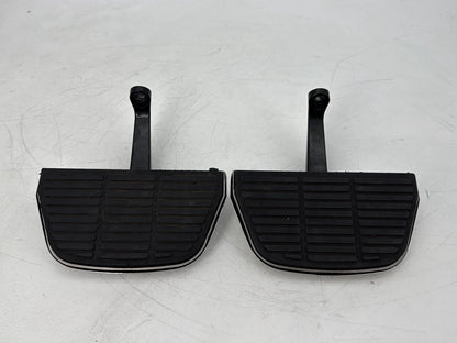 1999 - 2006 Harley-Davidson Touring Electra Glide Classic Left & Right Passenger Floorboard Foot Rest 52719-93B