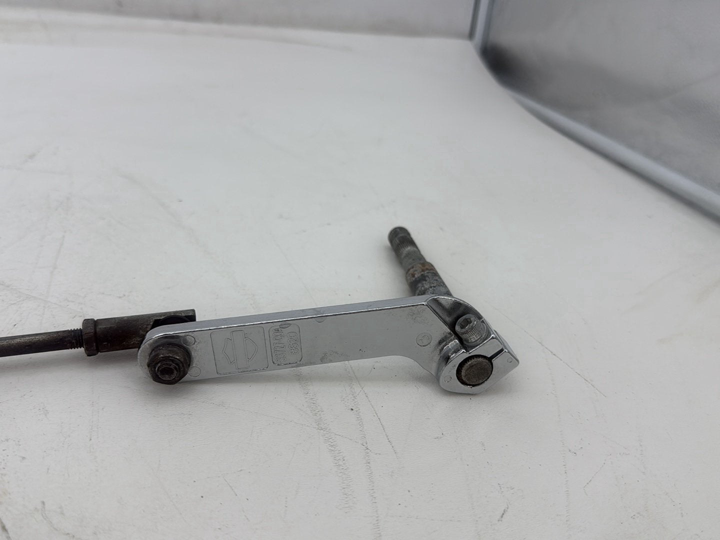 2011 Harley Electra Glide Ultra FLHTK OEM Gear Shifter Lever w/ Rod linkage
