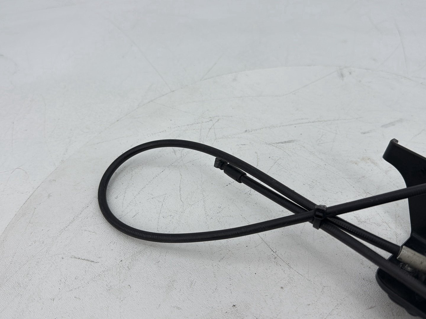 2019 - 2023 Harley-Davidson Touring Street Glide Varilock Gas Spring Mount Bracket & Cable 02752046