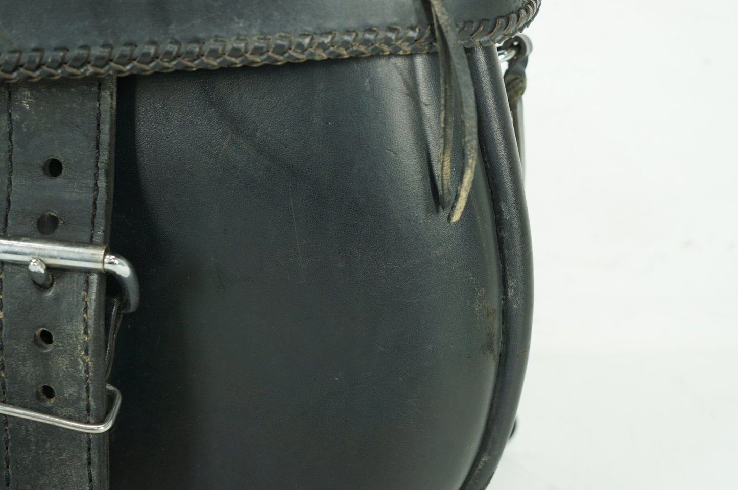 1999 - 2006 Harley-Davidson Softail Fat Boy Rear Right 1 Saddlebag Luggage Leather Boss Bags