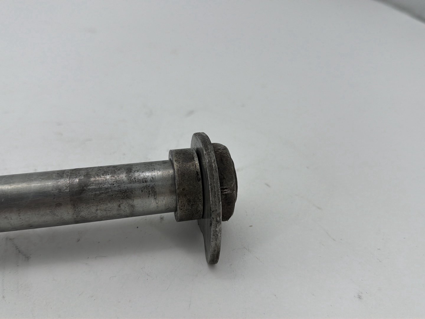 2003 Harley Road King Touring FLHRCI Classic OEM Rear Wheel Axle Bolt Shaft
