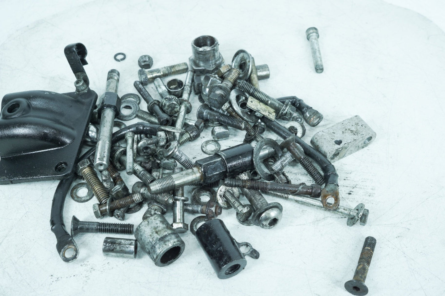 1999 - 2006 Harley-Davidson Dyna Super Glide T-Sport Hardware Bolts Nuts & Brackets