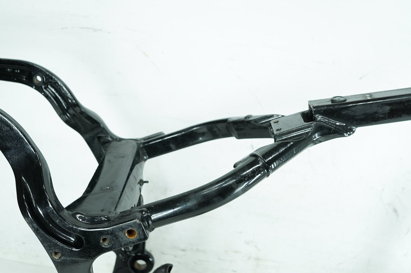 1999 - 2006 Harley-Davidson Softail Fat Boy Body Main Frame Chassis SLVG  	47008-00C