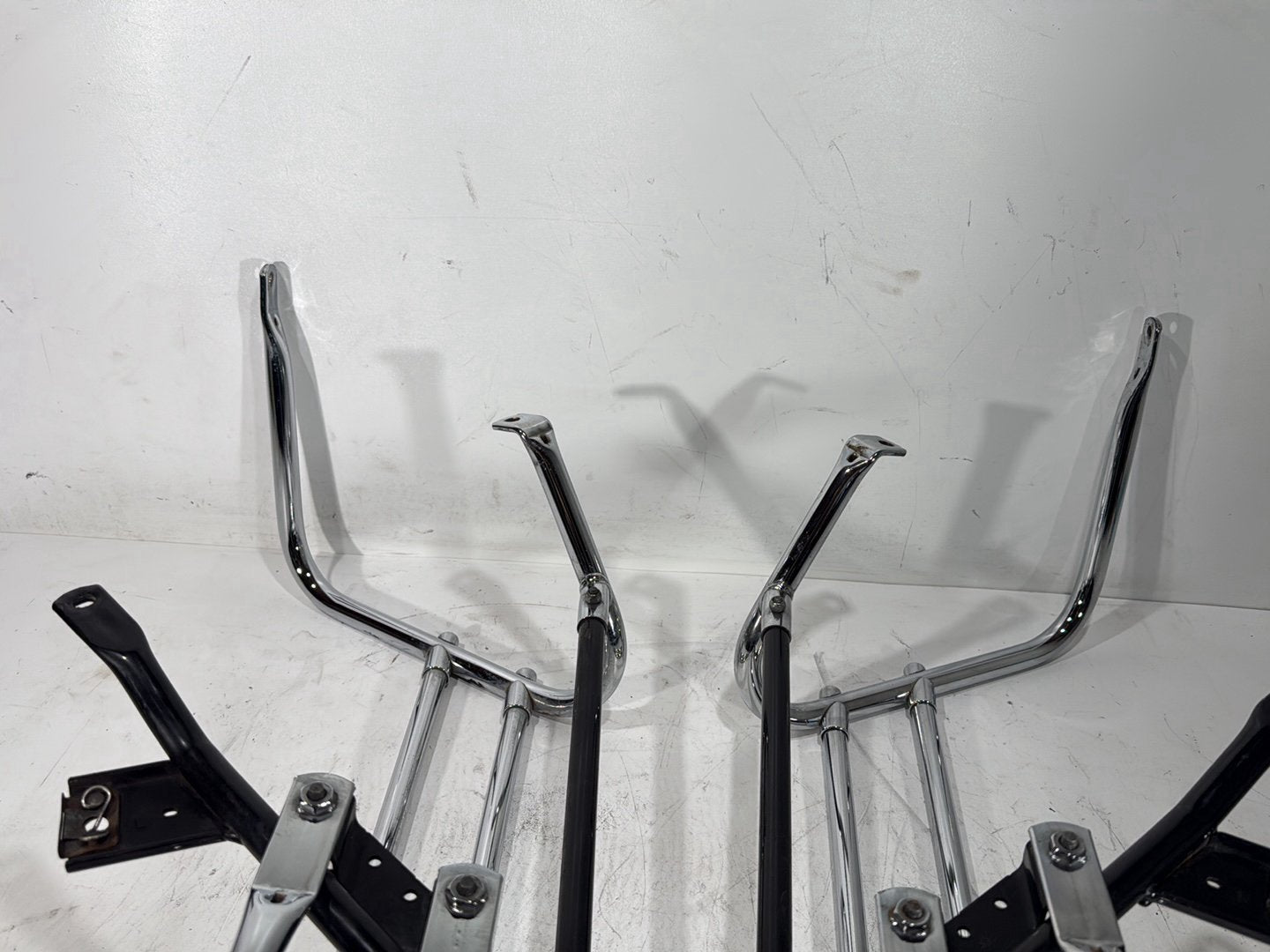 2013 Harley Electra Glide Touring Ultra FLHTCUI OEM Rear Left Right Saddlebag Guard Rails Bar