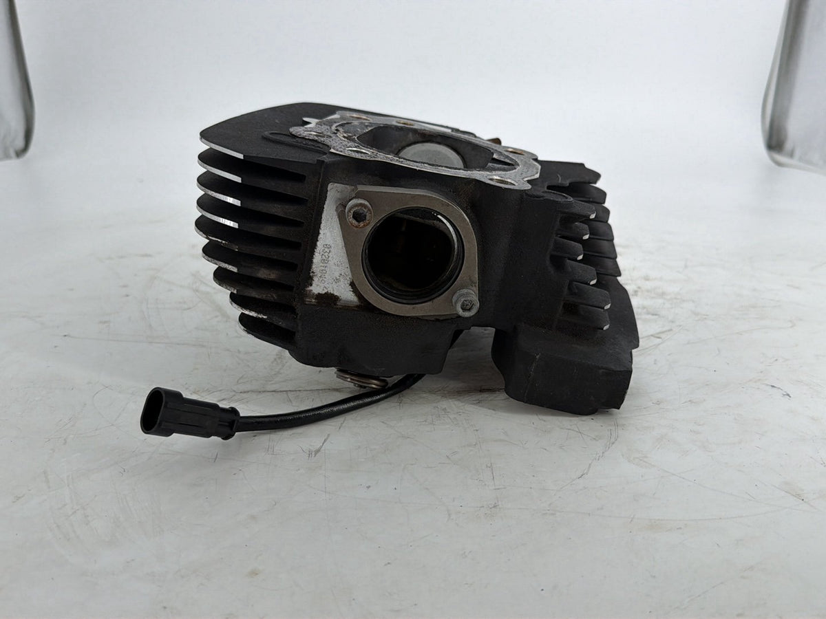 15 Harley Electra Glide Touring Ultra Low OEM Rear Twin Cam Engine Cylinder Head