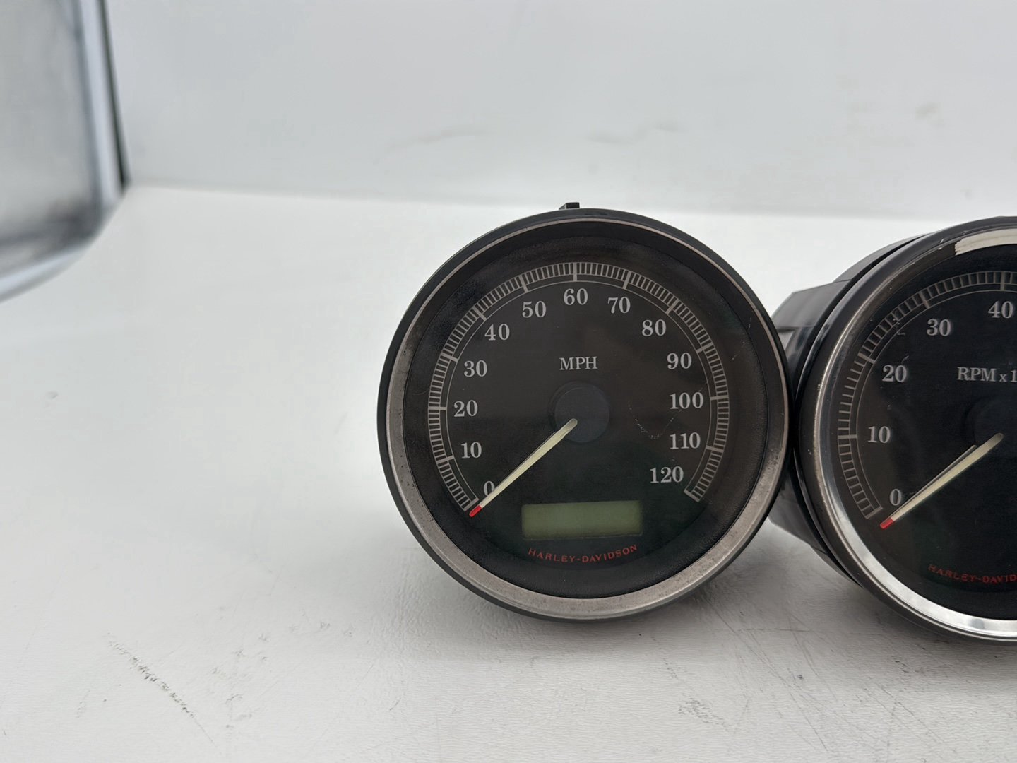 2008 Harley Touring FLHTCU Electra Glide Ultra OEM Air Oil Volt Fuel Tacho Speedo Gauges