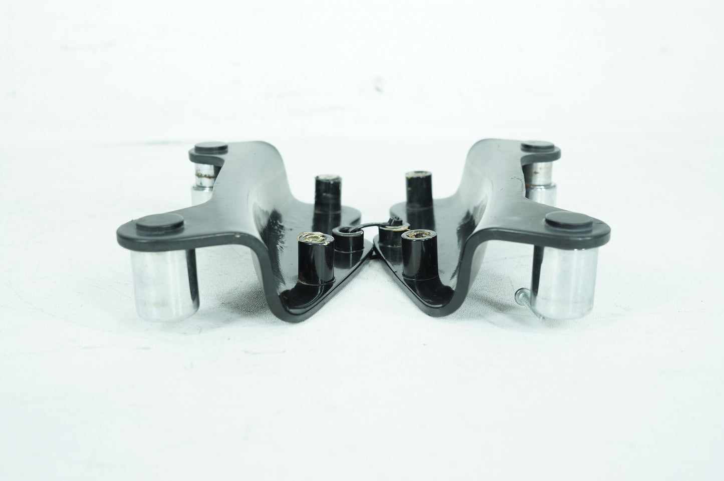 2008 - 2016 Harley-Davidson Touring Road Glide 5 Point Detachable Docking Hardware 54246-09