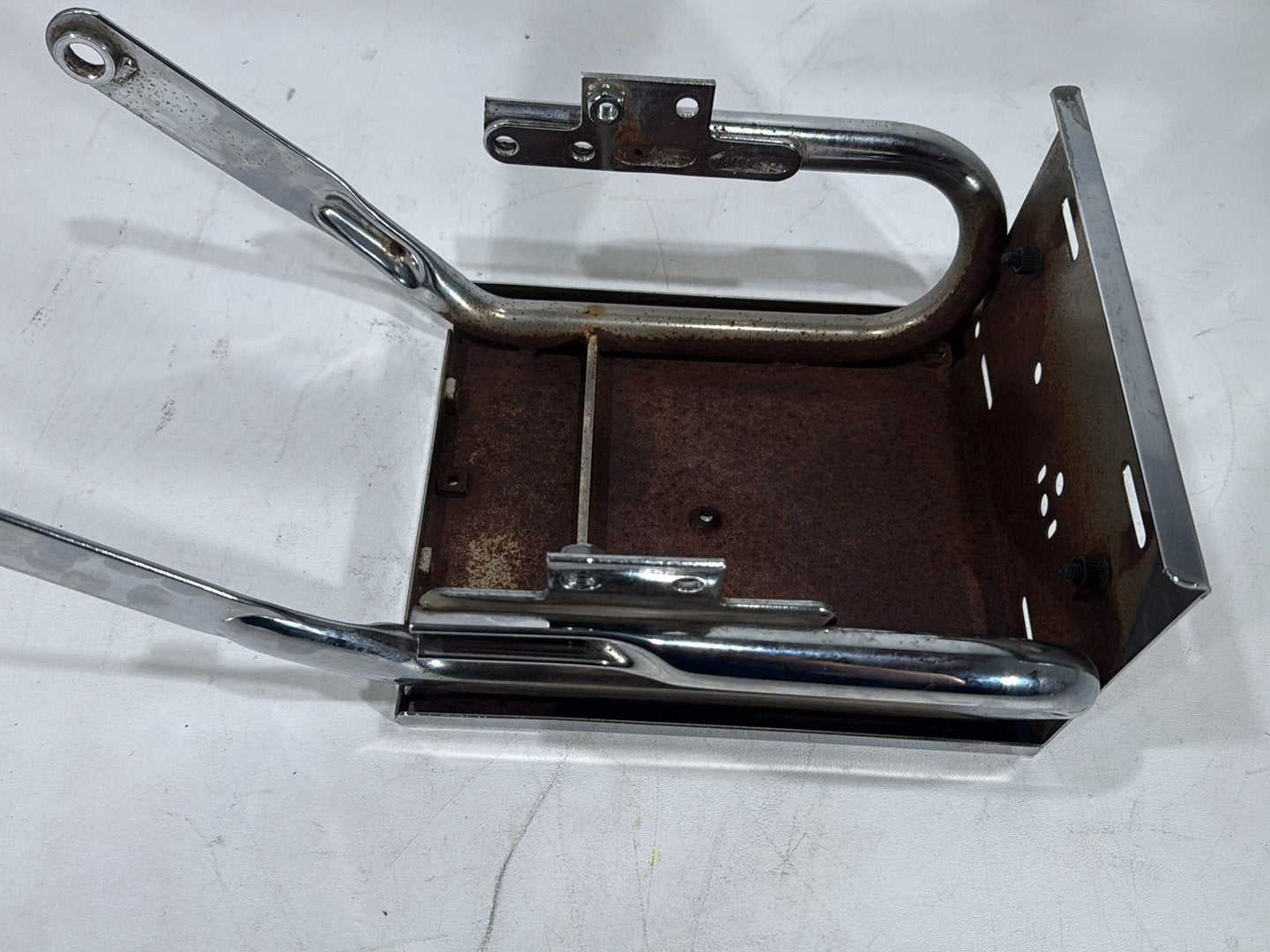 1996 Harley Electra Glide Touring FLHT OEM Rear Back Luggage Rack Storage Baggage Bar