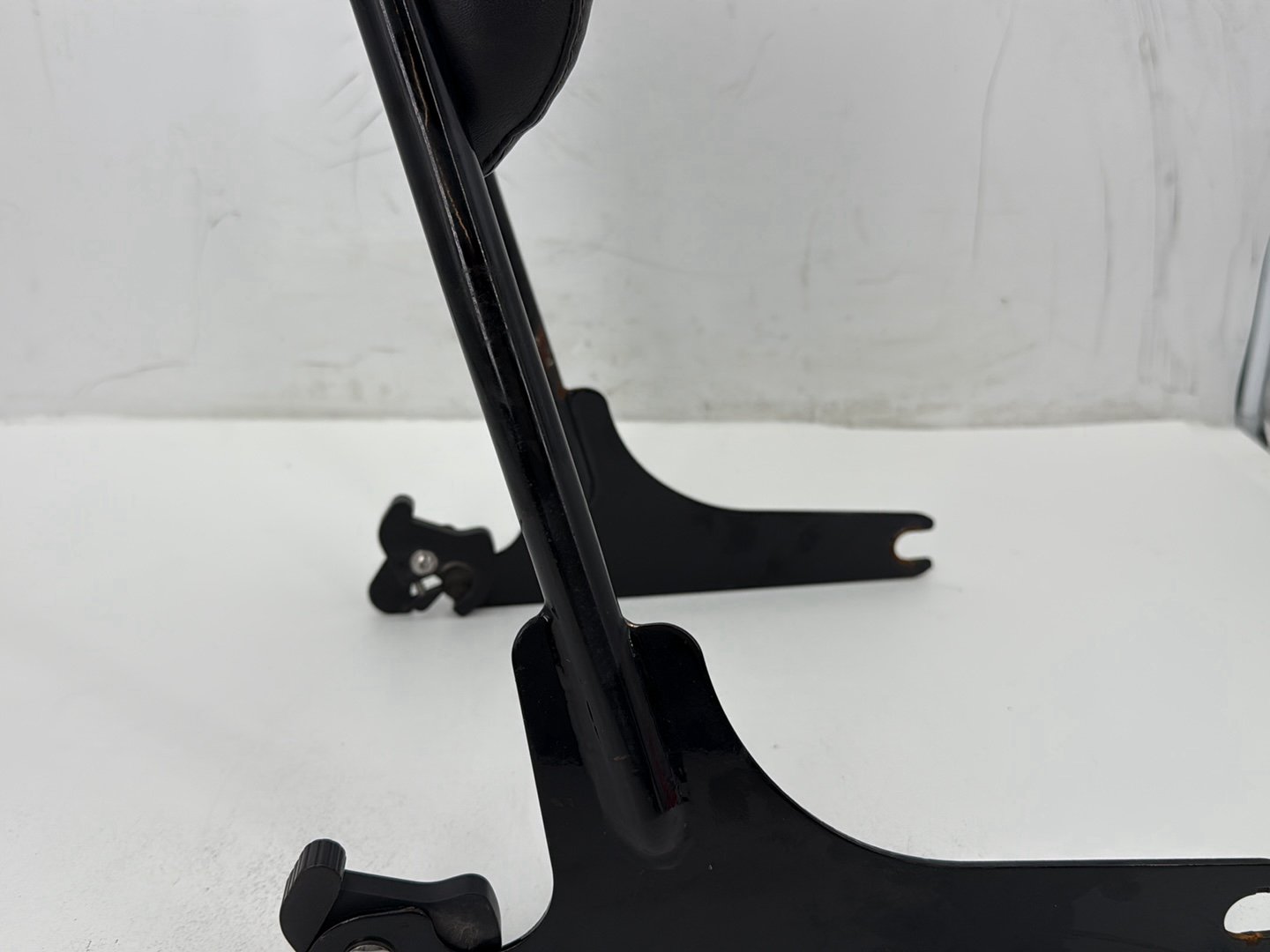 2012 Harley Dyna Fat Bob FXDF 103 OEM Rear Sissy Bar w/ Backrest Cushion Pad