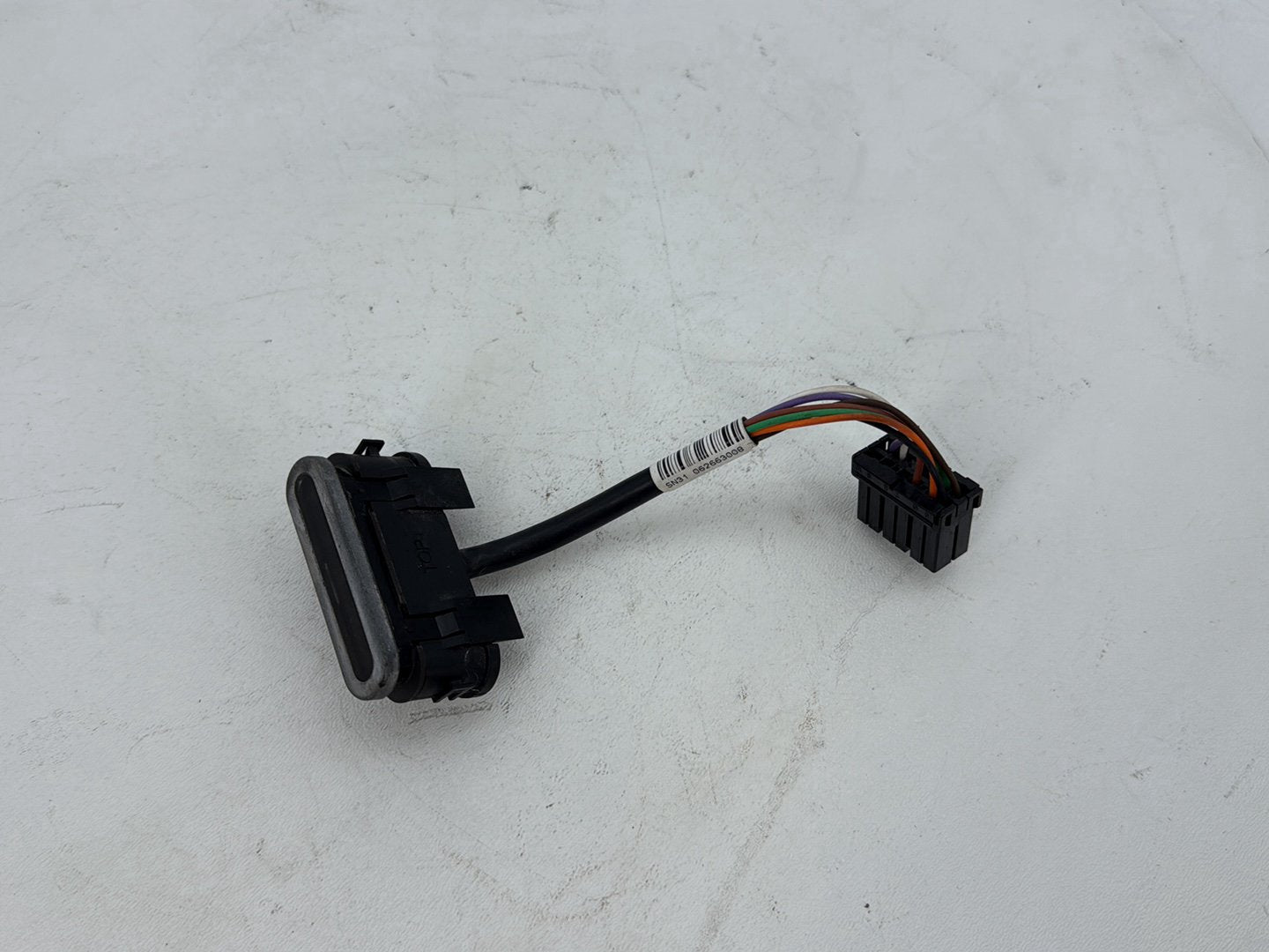 2007 Harley Street Glide Touring FLHX OEM Dash Indicator Lamp Wire Plug 68789-96A