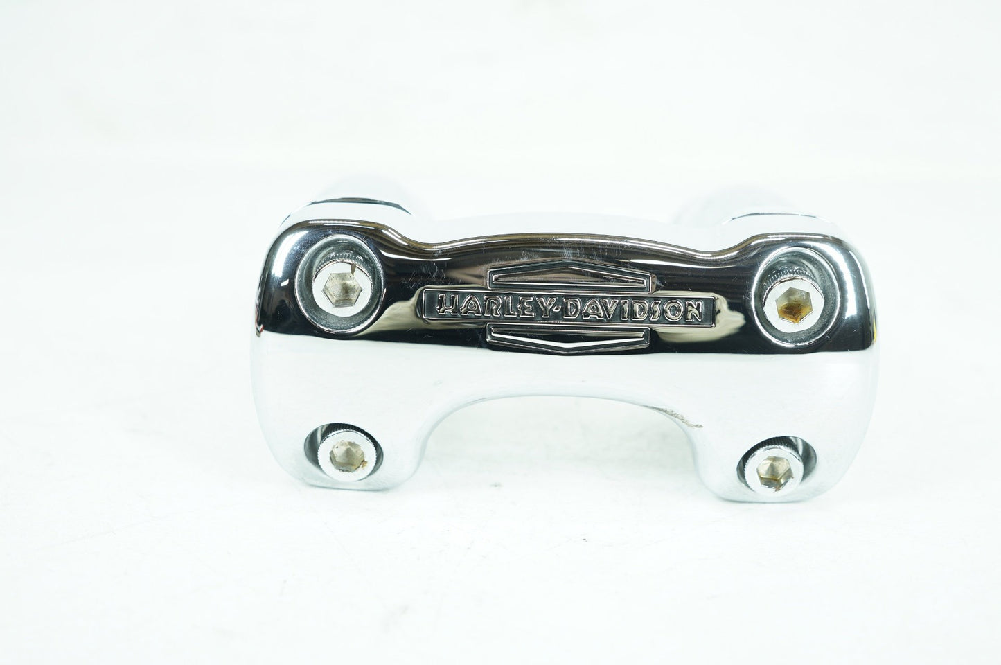 2007 - 2012 Harley-Davidson Softail Deluxe Front Handlebar Riser Top Clamp 55902-05