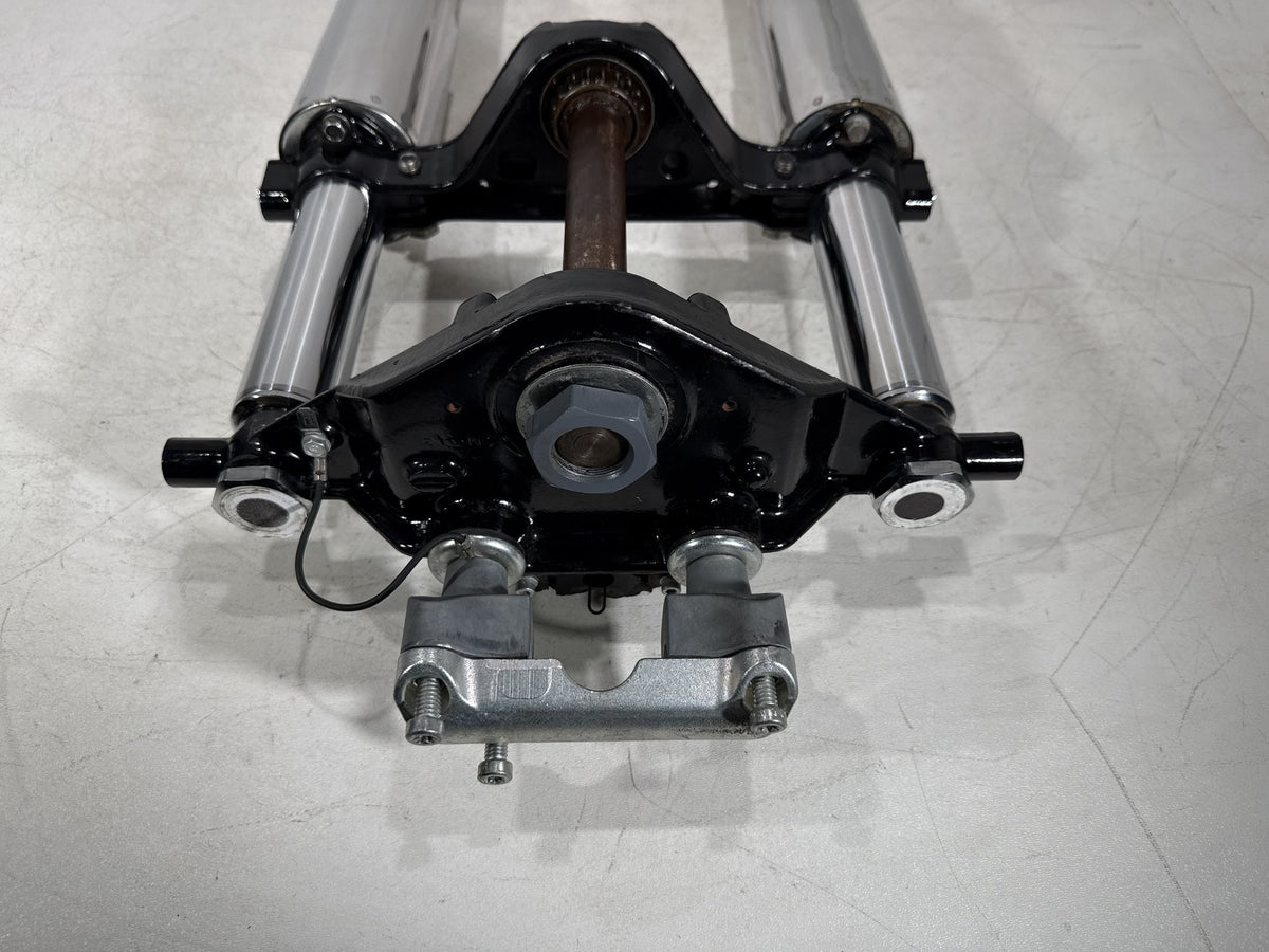 2012 Harley Street Glide Touring Front Triple Tree Set & LH RH Fork Legs Sliders