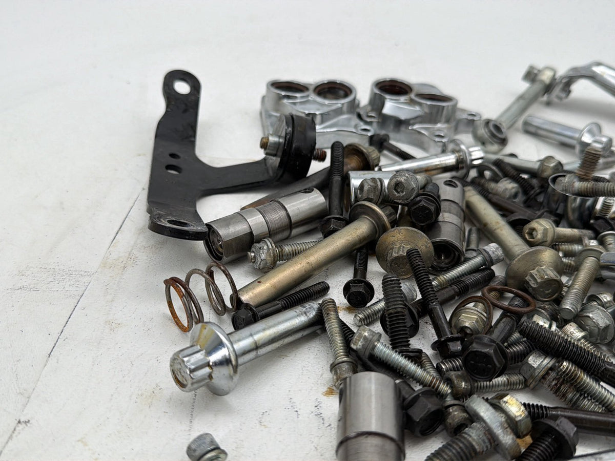 2014 Harley Street Glide Touring FLHXS OEM Twin Cam Engine Hardware Bolt Pushrods