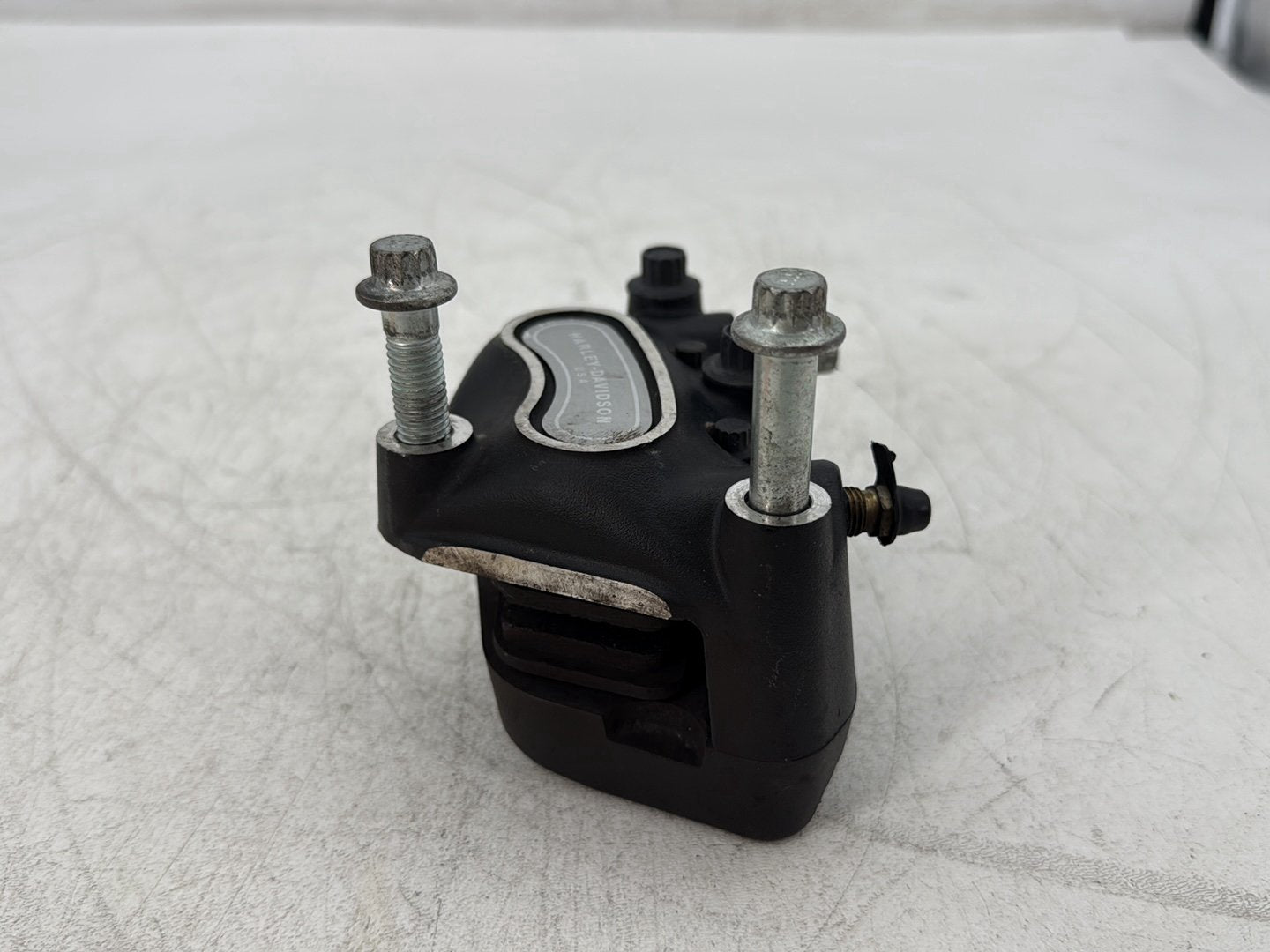 2005 Harley Electra Glide Touring Ultra FLHTCUI OEM Front Right 1 Brake Caliper