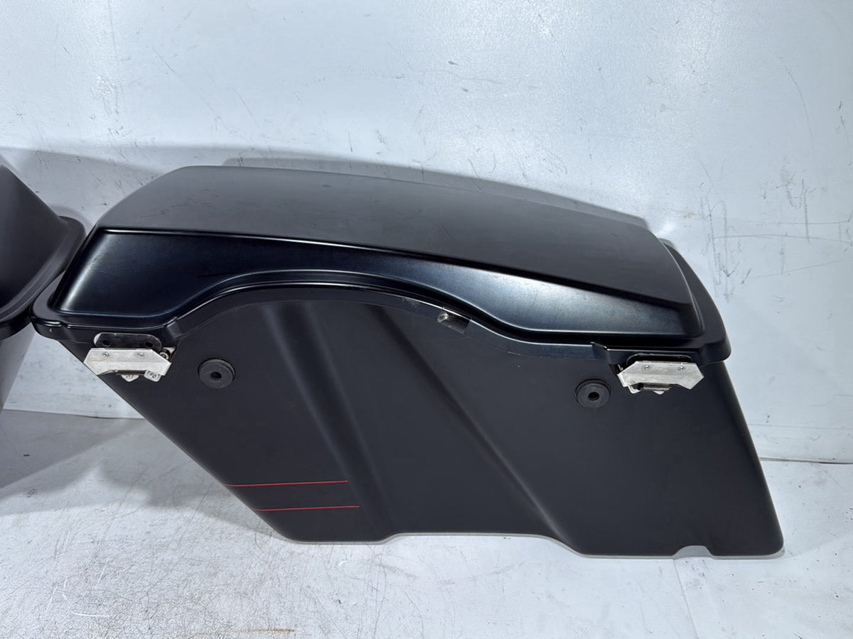 2011 Harley Road Glide Touring FLTRX OEM Left Right Saddlebags Luggage NOKey