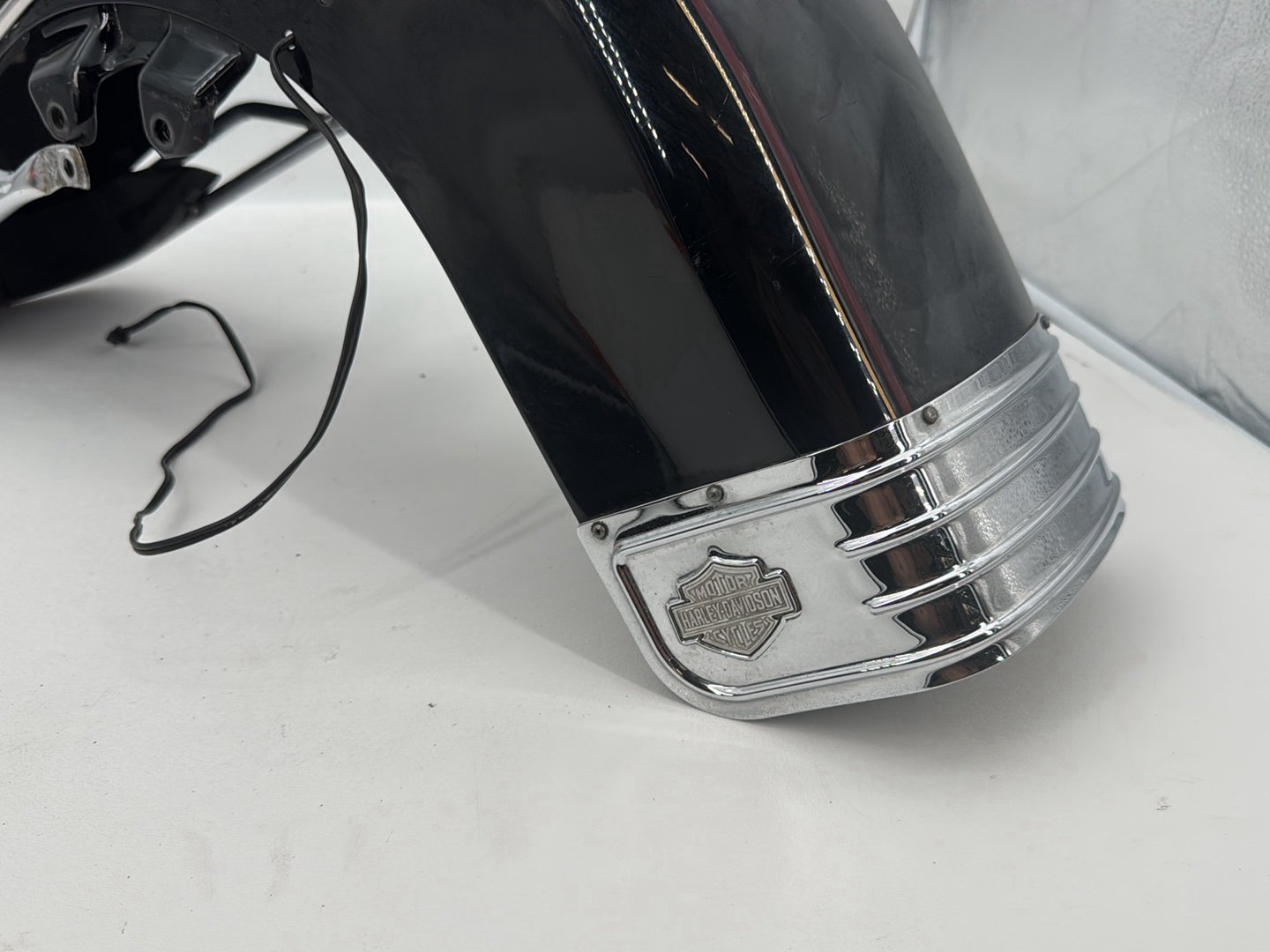 1999 - 2006 Harley-Davidson Touring Electra Glide Classic Front Wheel Fender Shell Panel 59093-00B
