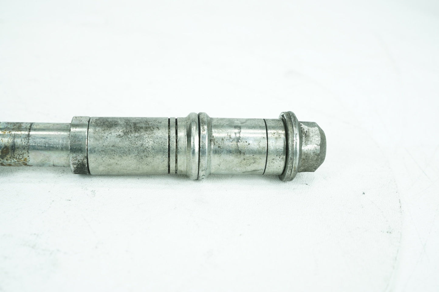 2007 - 2013 Harley-Davidson Softail Heritage Classic Rear Fork Swingarm Pivot Bolt Shaft 47610-08