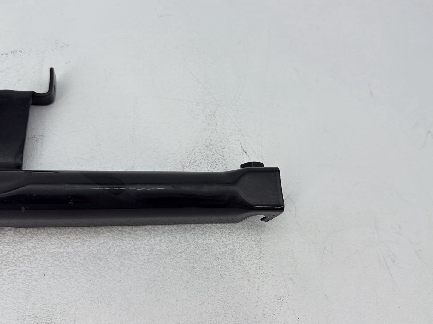2004 Harley Softail FLSTC Heritage Classic OEM Seat Bracket Mount Support Mounting