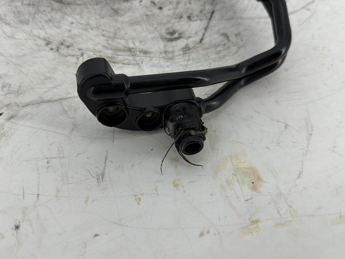 2017 Harley Touring FLHXS Street Glide OEM Cooling Oil Pressure Pipe Line