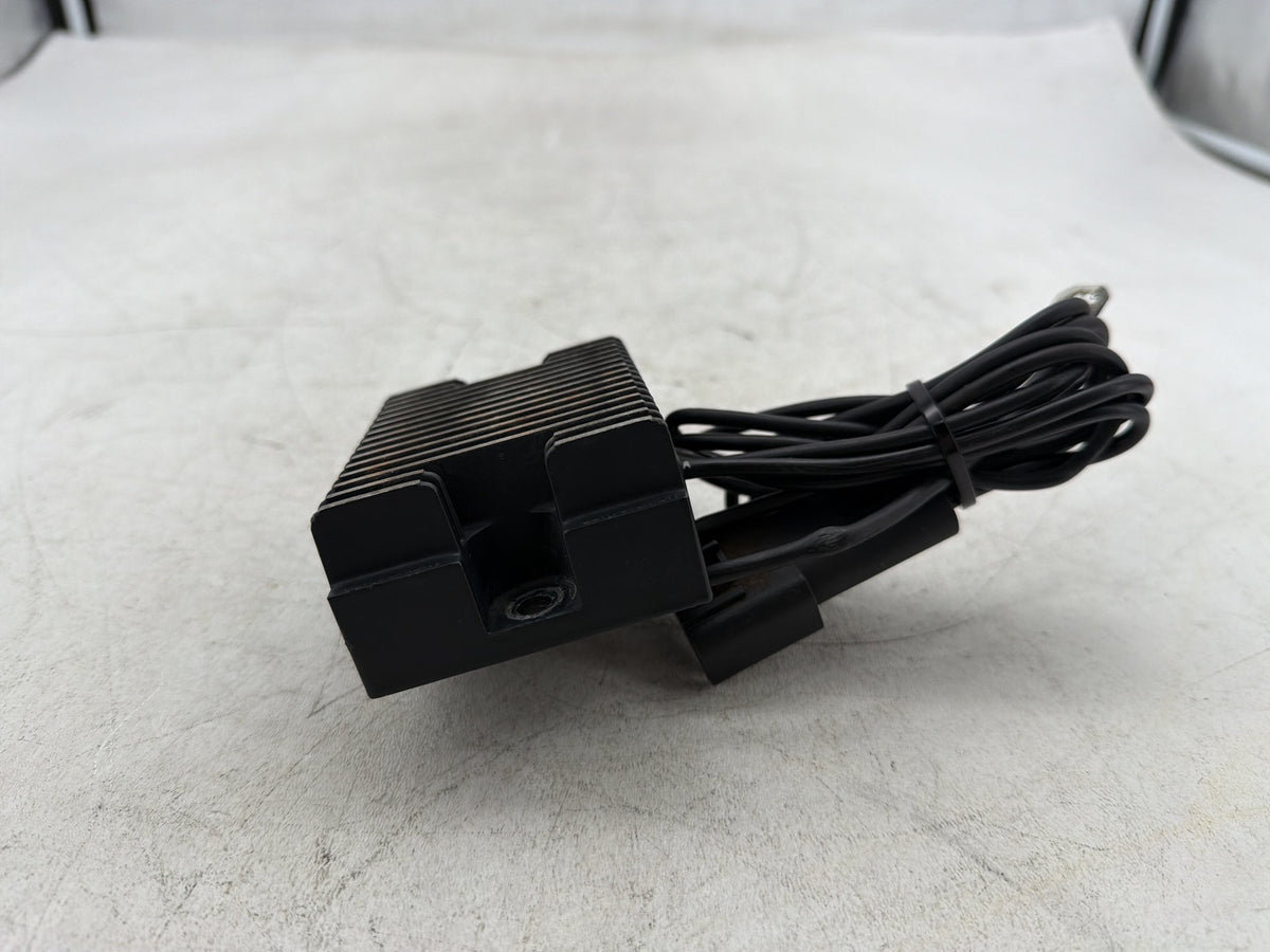 2002 Harley Dyna Wide Glide FXDWG OEM Voltage Regulator Rectifier 74631-04