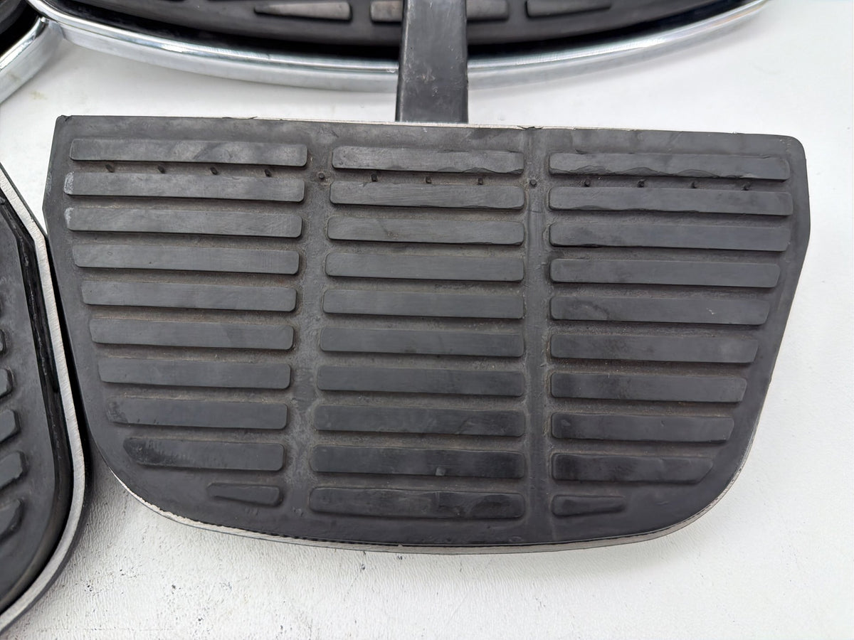 2002 Harley Electra Glide Touring Left Right Driver & Pass Floorboard Foot Rest