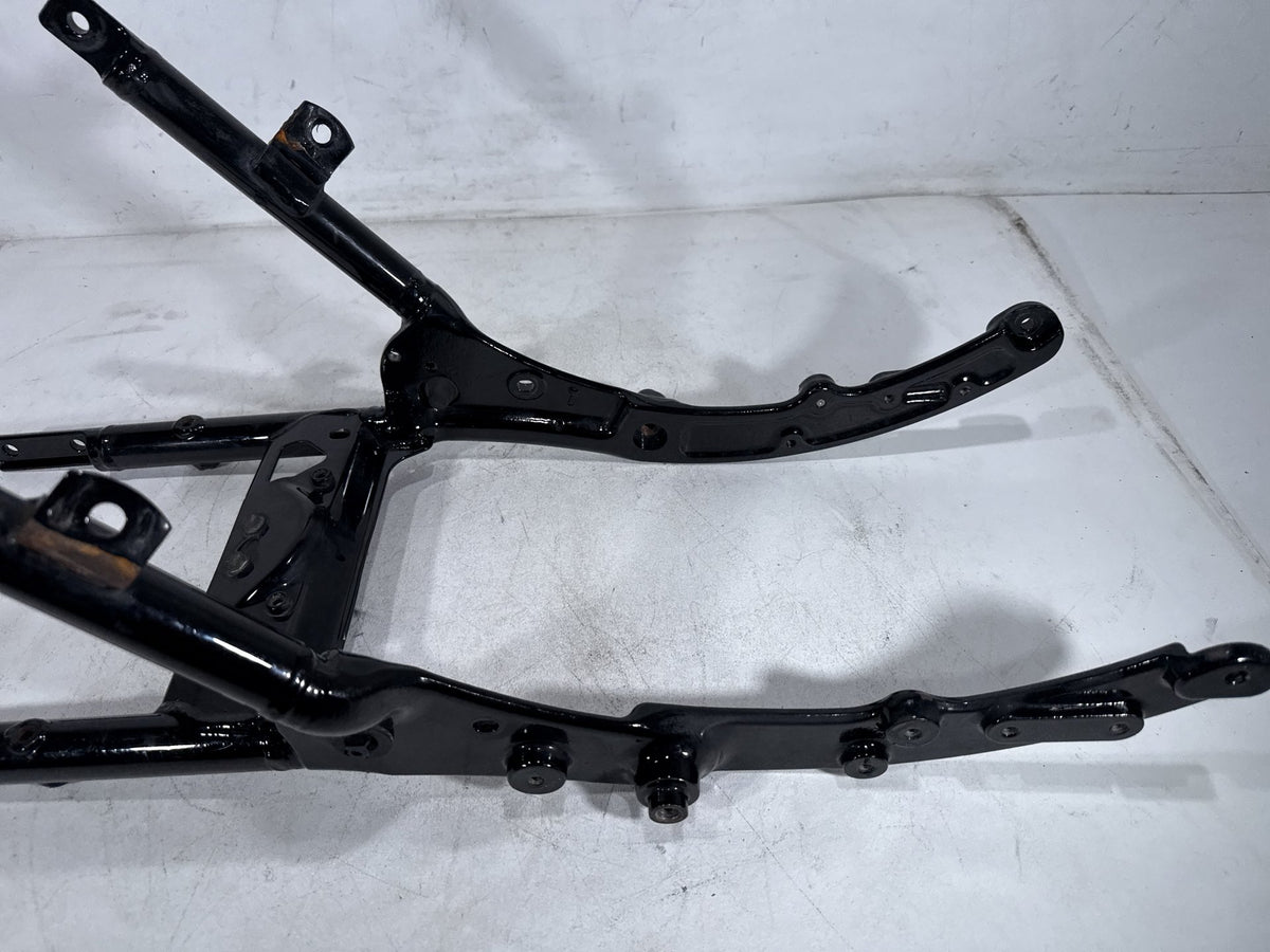 2011 Harley Electra Glide Touring OEM Rear Back Sub Frame Rail Bar 48079-09BHP