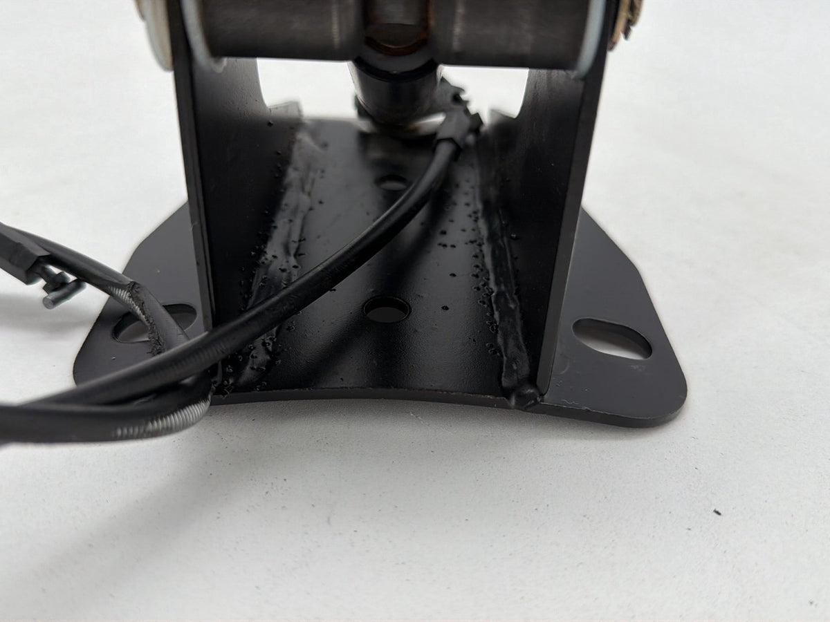 2007 Harley Street Glide Touring FLHX OEM Adjustable Rider Backrest Lift Mount