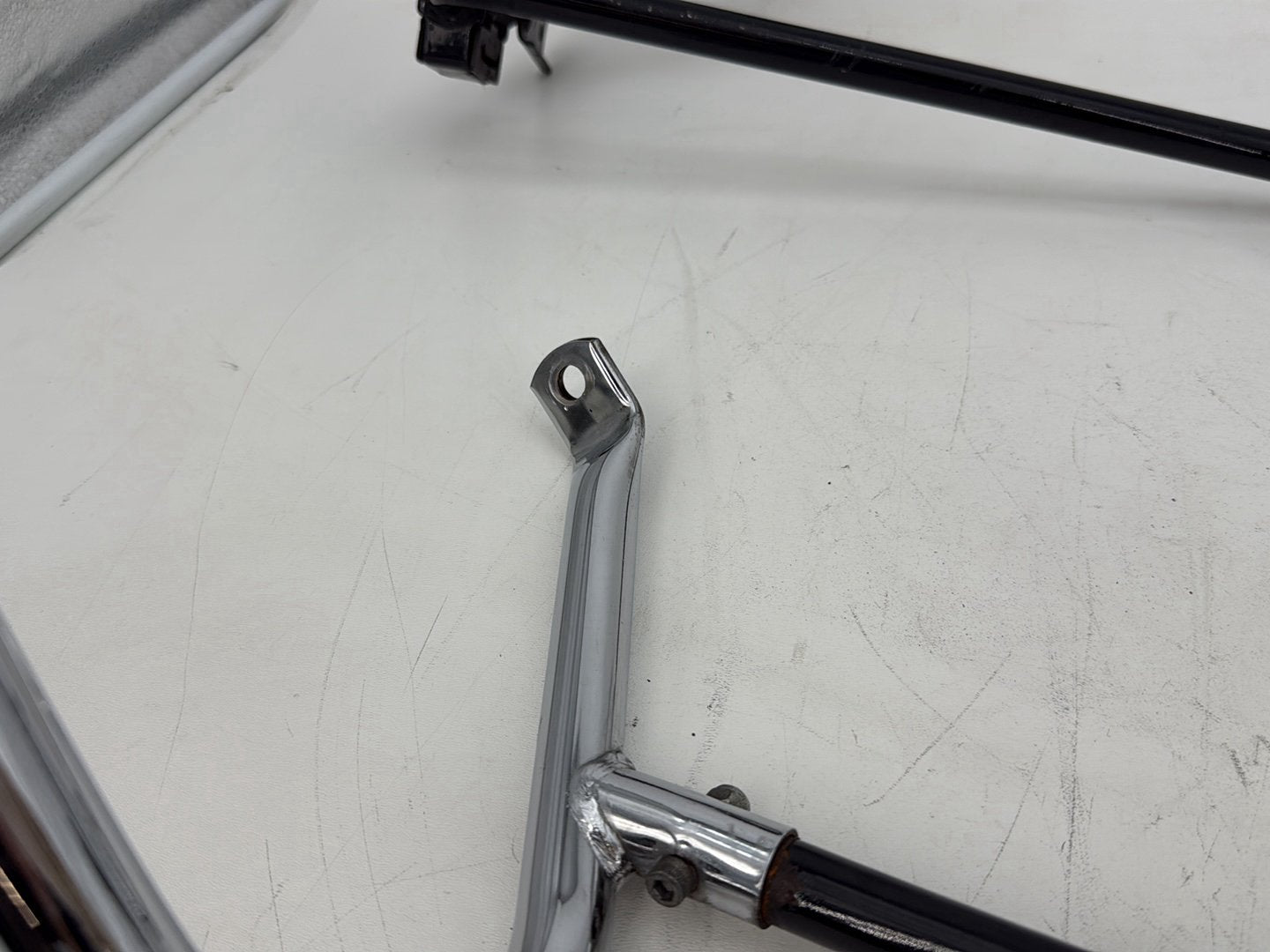 2011 Harley Electra Glide Ultra OEM Rear Left Right Saddlebag Guard Rails Bar