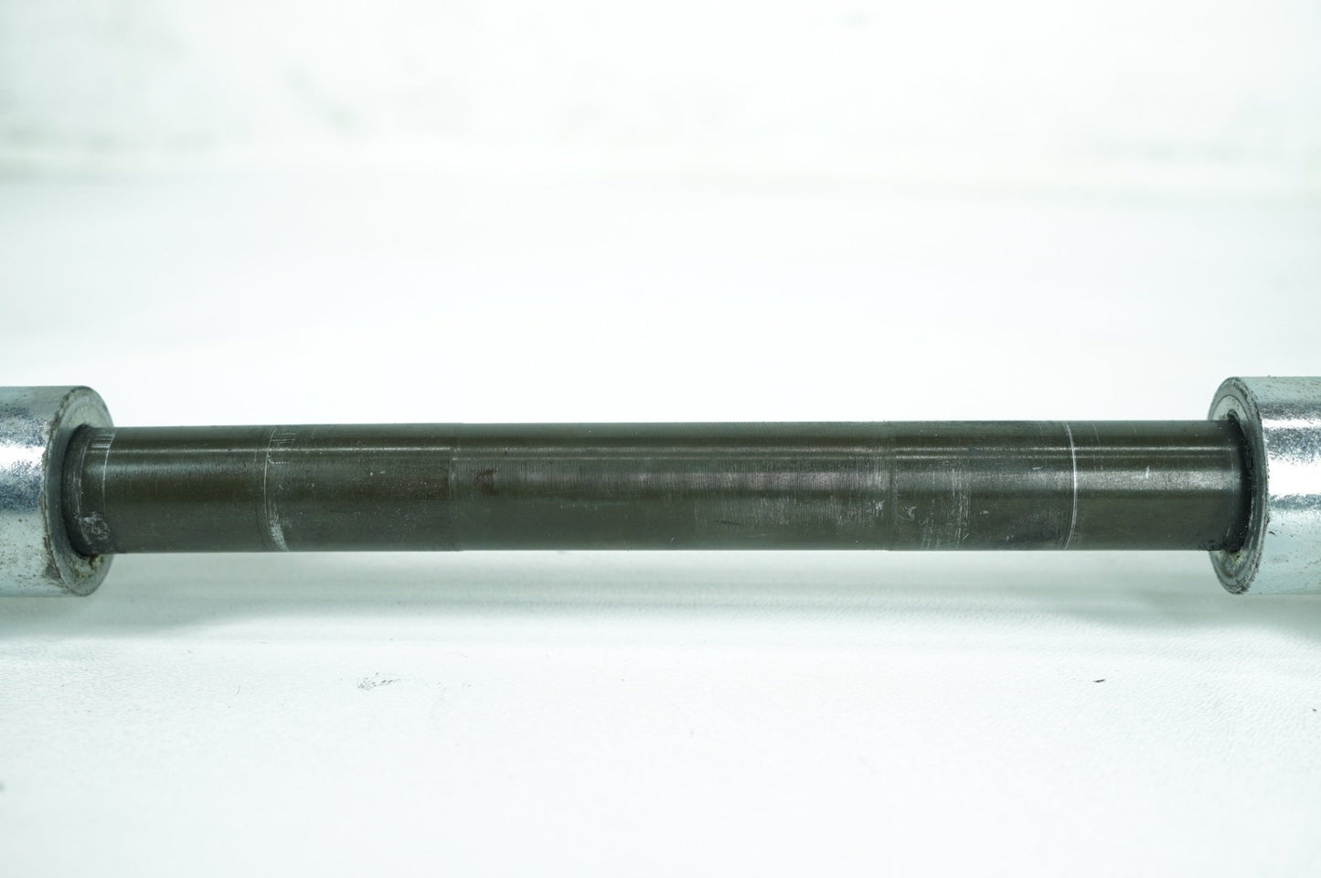 2008 - 2016 Harley-Davidson Touring Street Glide Rear Fork Swingarm Pivot Bolt Shaft 47540-11