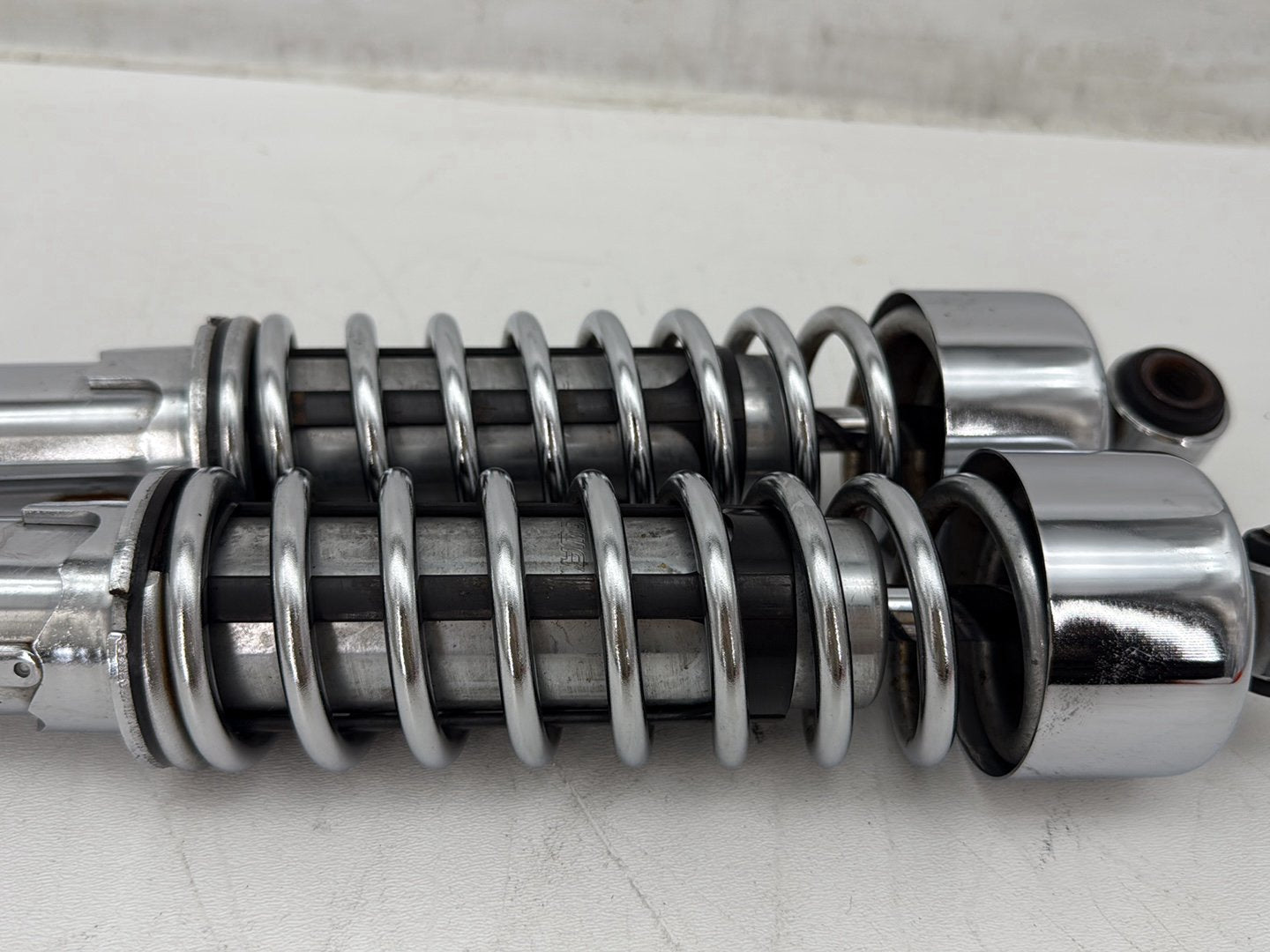 2001 Harley Sportster 883 Hugger XLH883 OEM Rear Left Right Shock Absorbers