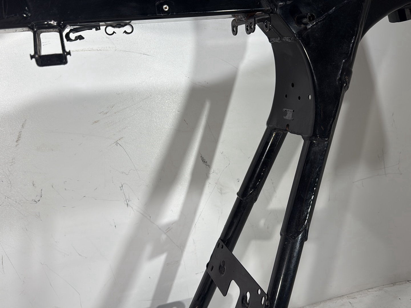 1998 Harley Touring FLHTCUI Electra Glide Ultra OEM Body Main Frame Chassis CLN CLR
