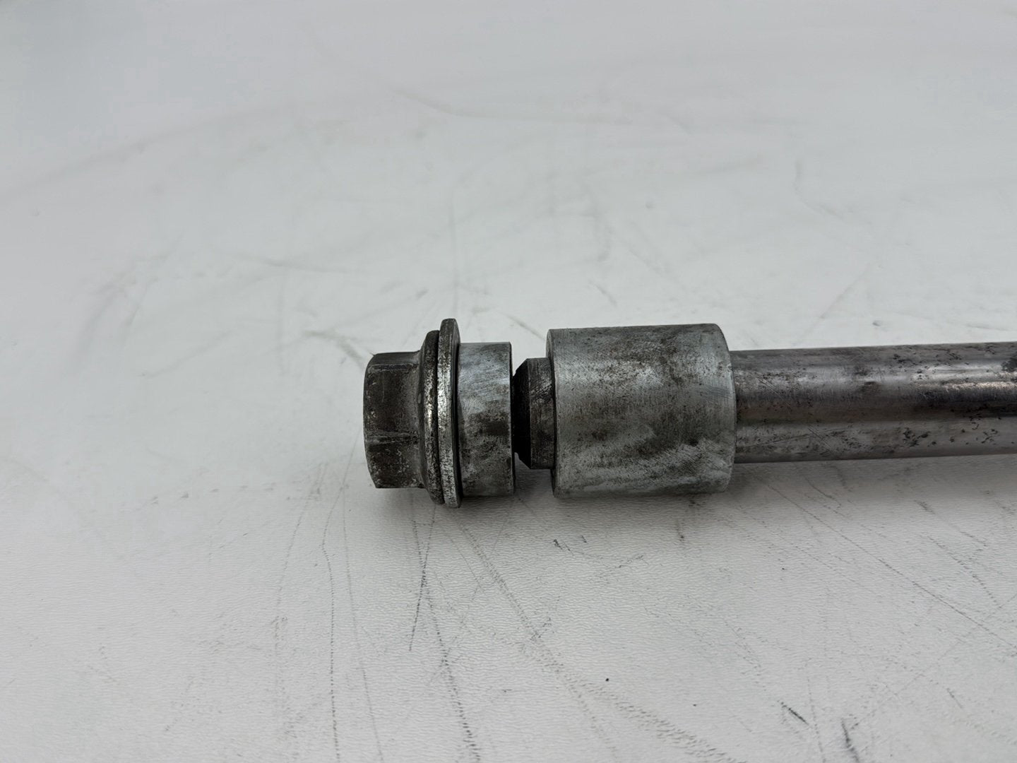 2004 - 2013 Harley-Davidson Sportster 1200 Custom Rear Wheel Axle Bolt Shaft 41176-05