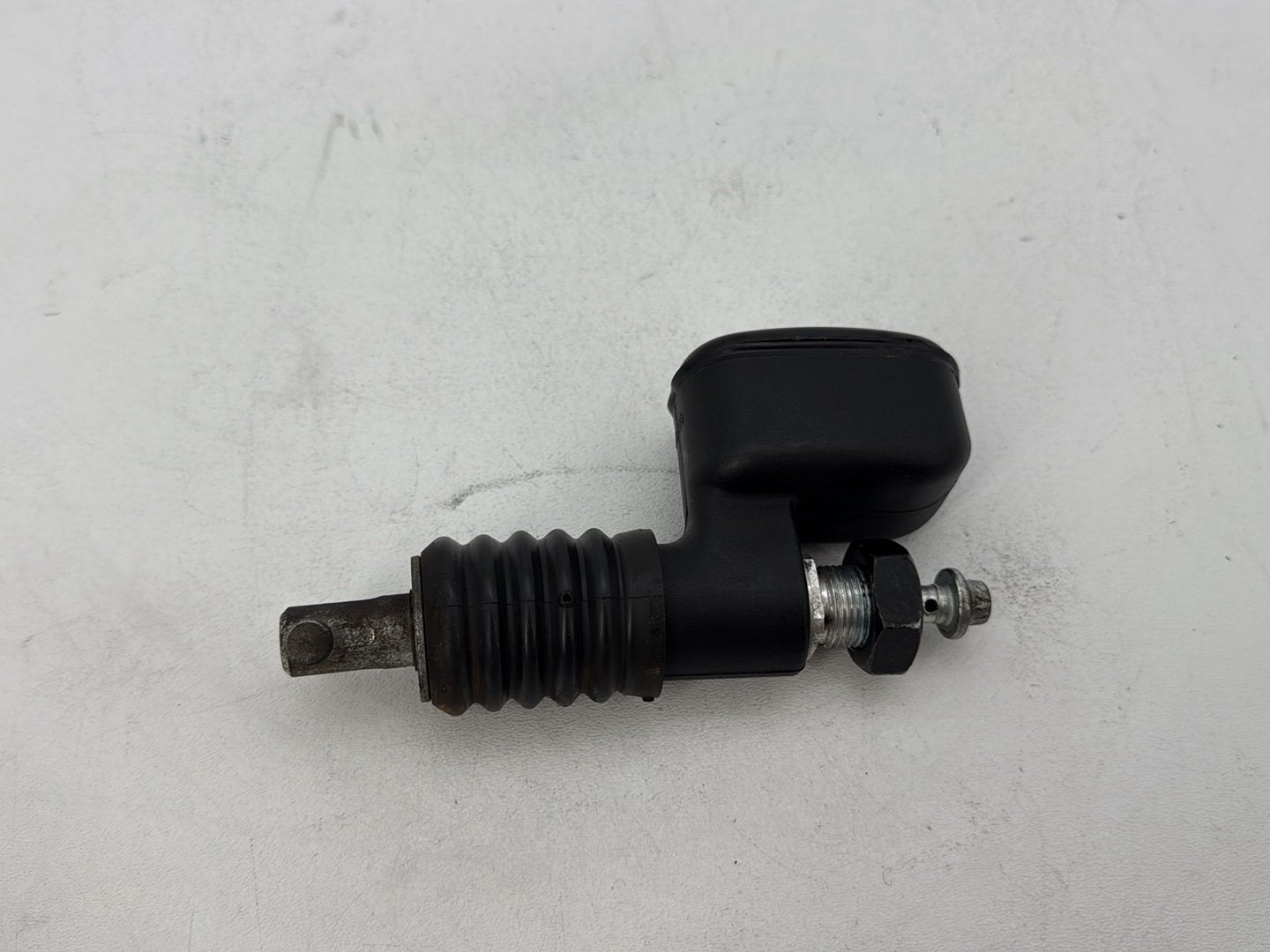 2004 Harley Softail FLSTC Heritage Classic OEM Rear Brake Master Cylinder Reservoir