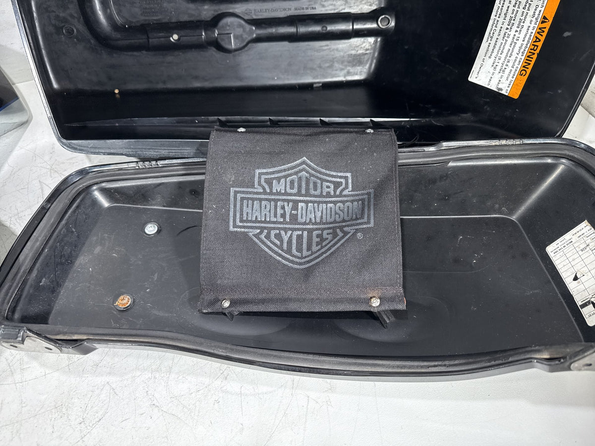 2012 Harley Electra Glide Touring Ultra OEM Left Right Saddlebags Luggage NOKey
