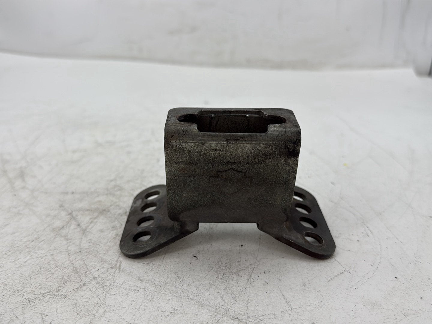 2018 Harley Electra Glide Touring Driver Rider Backrest Bracket Mount 52589-09A