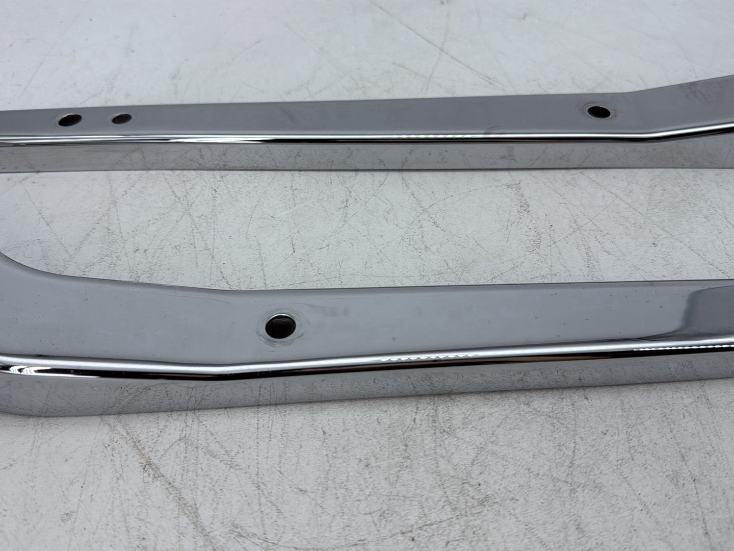 2000 Harley Dyna FXDWG Wide Glide OEM Rear Left Right Fender Struts Bracket