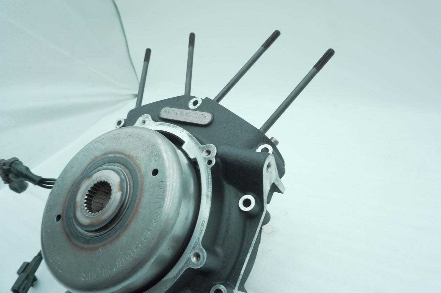 2007 - 2011 Harley-Davidson Touring Electra Glide Crankcase Shaft Engine Motor Cover 24649-06