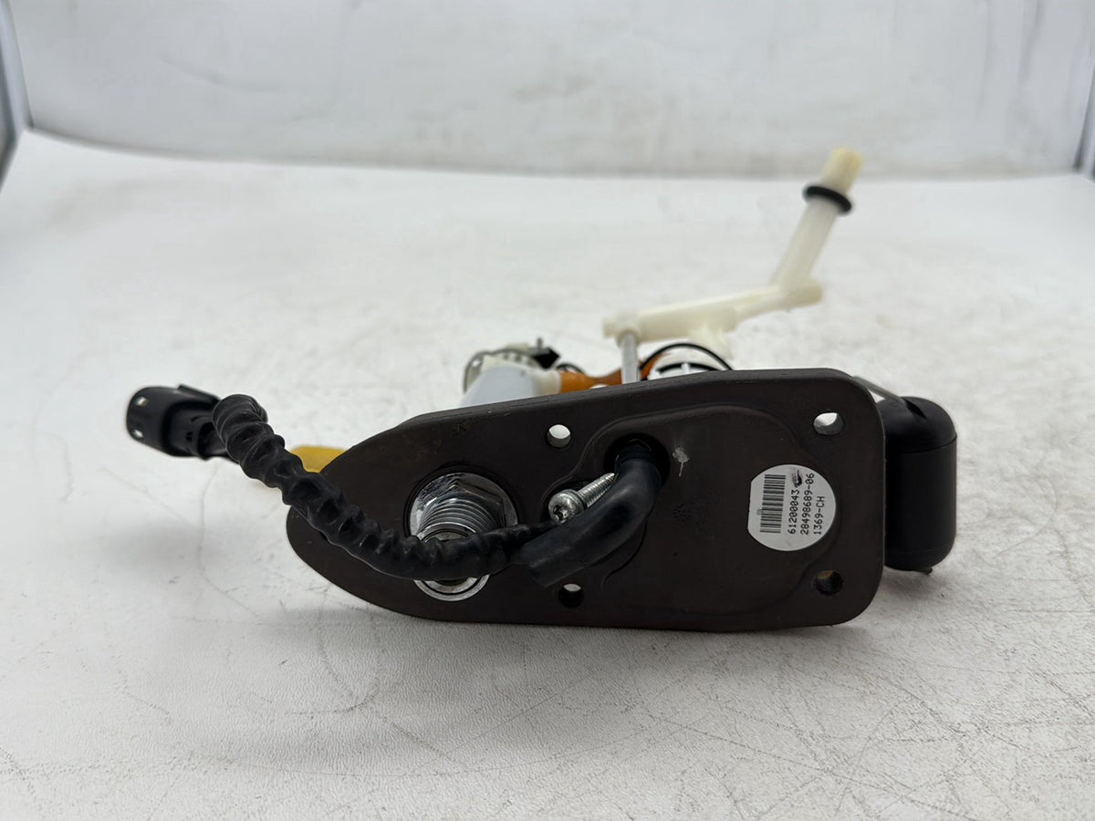 2019 Harley Softail Street Bob FXBB OEM Fuel Pump Gas Gasoline Petrol Sending