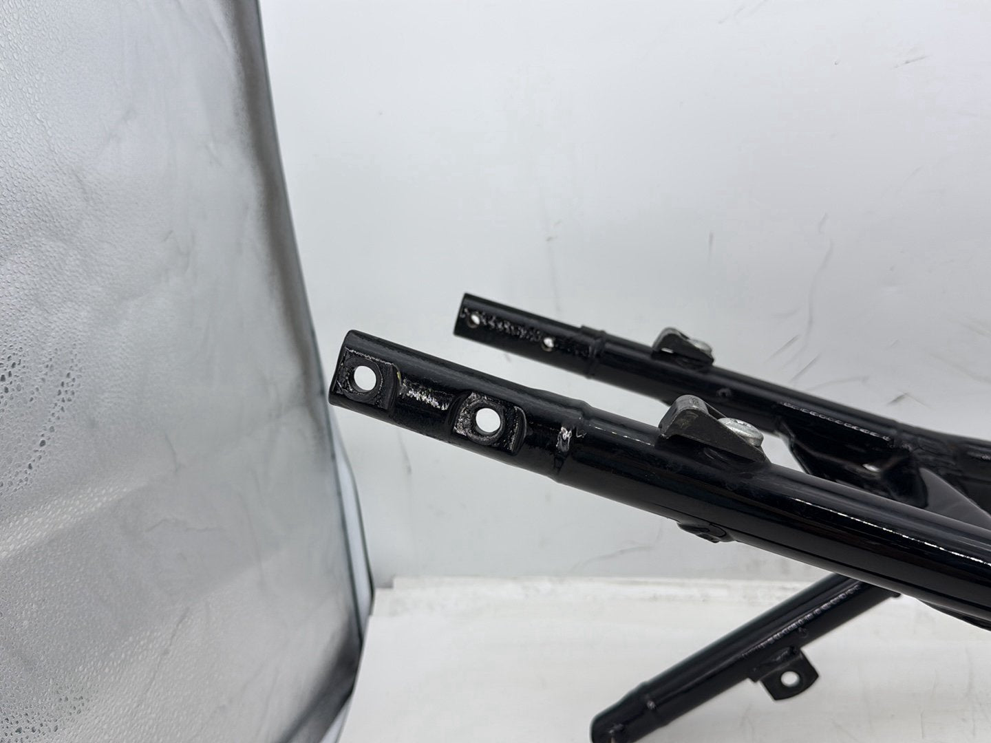 2012 Harley Street Glide Touring FLHX OEM Rear Back Sub Frame Rail Bar 48079-09BHP