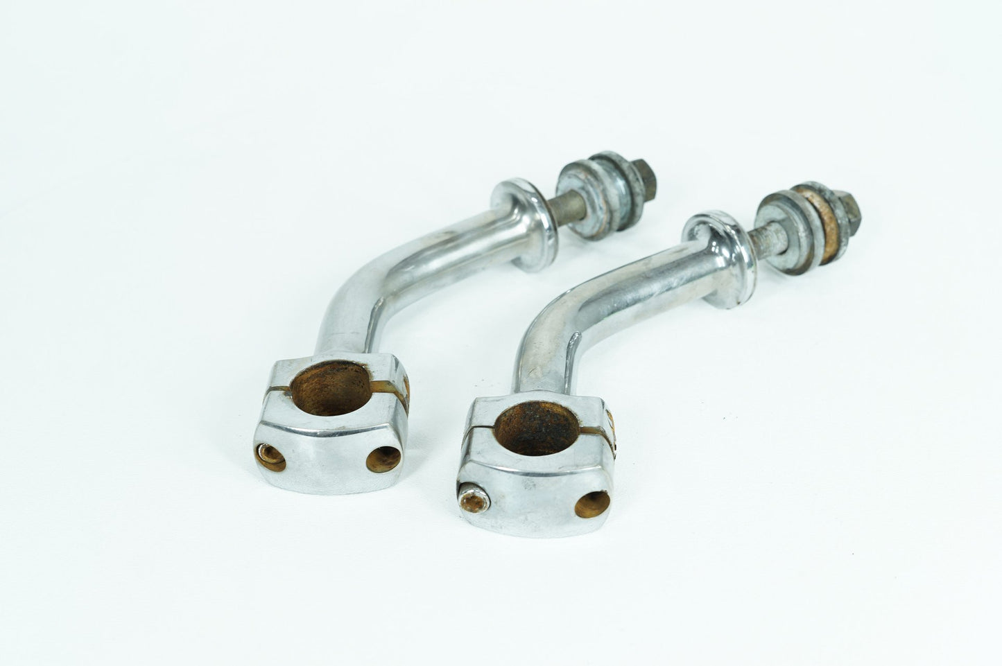 1984 - 1998 Harley-Davidson Softail Heritage Front Handlebar Risers Riser 56541-86A