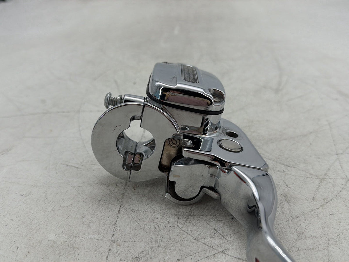2013 Harley Electra Glide Touring CVO Front Right Brake Lever Master Cylinder