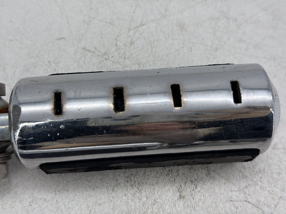 1996 Harley Electra Glide Touring Ultra OEM Front Right Left Highway Foot Pegs