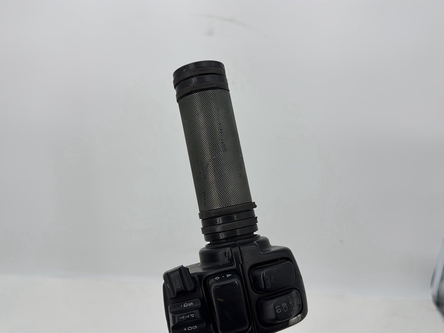 2007 - 2012 Harley-Davidson Touring Road Glide Handlebars Left Right Switches Controls 	71567-96